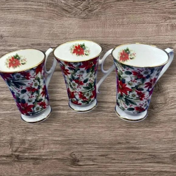 Royal Patrician poinsetta mug set of 3 coffee mugs - Picture 4 of 9